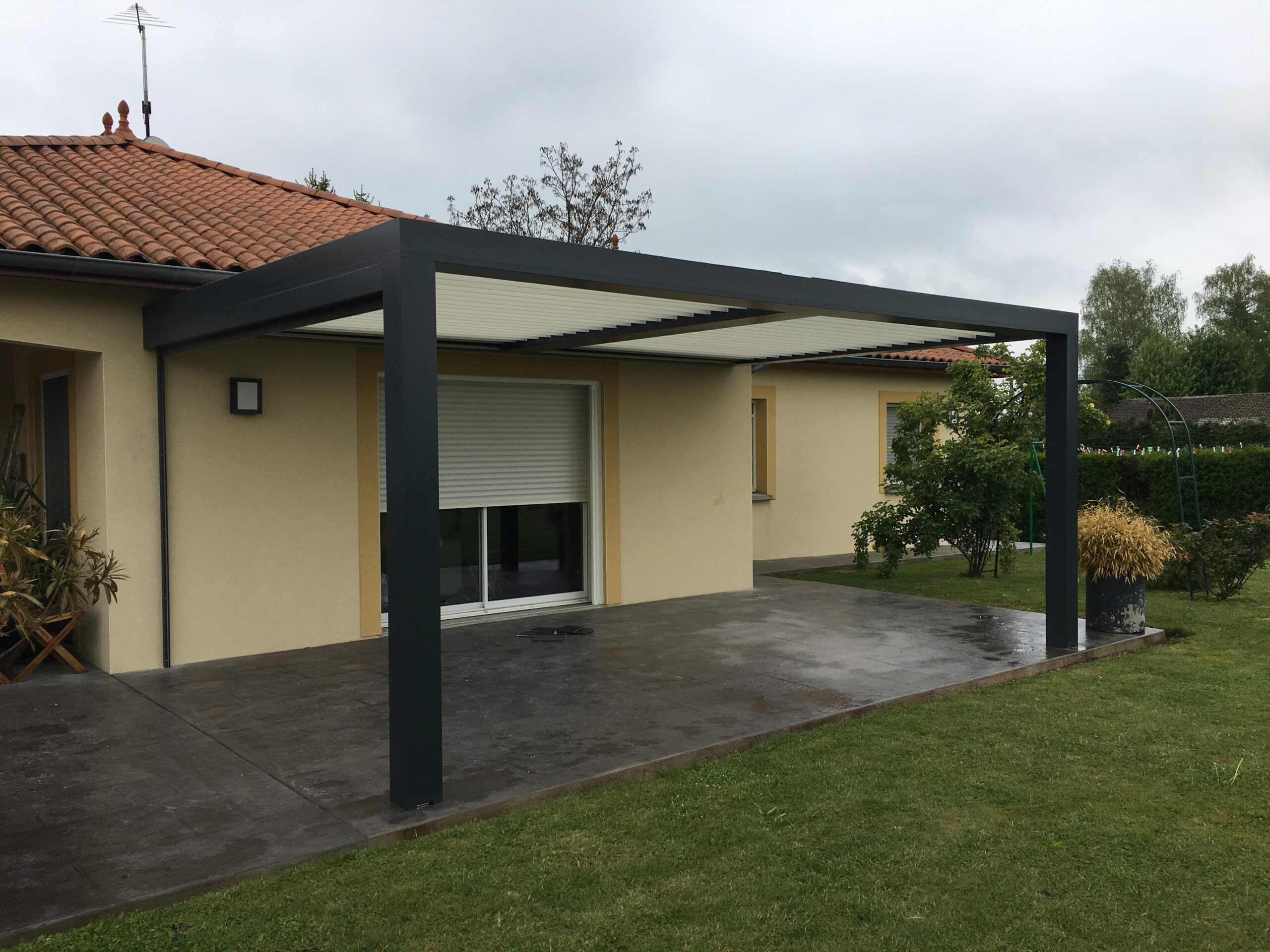Carports sur-mesure à ambérieu-en-bugey​